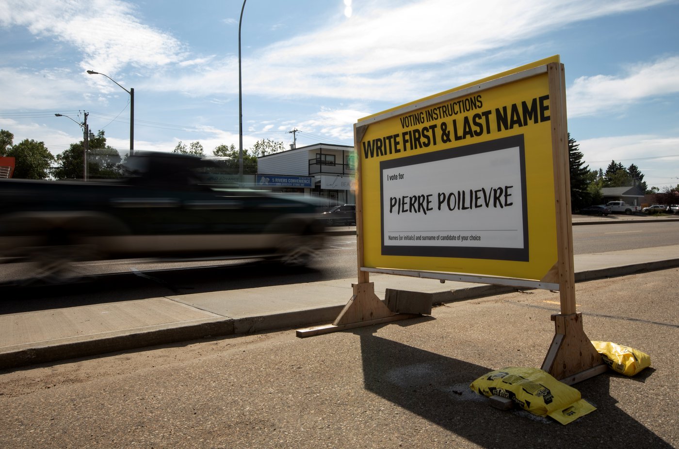 Environ 200 bulletins de vote ont été rejetés lors de l'élection partielle en Alberta