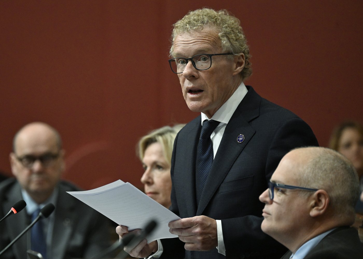 Le ministre du Travail, Jean Boulet, va exiger plus de transparence des syndicats