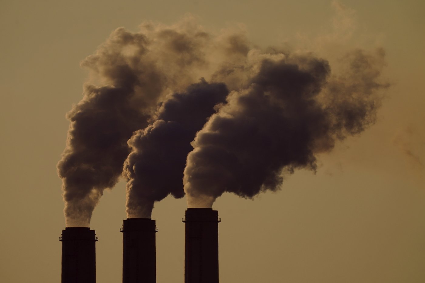 Climat: l’auteur canadien d’un rapport commandé par Trump réagit à la controverse