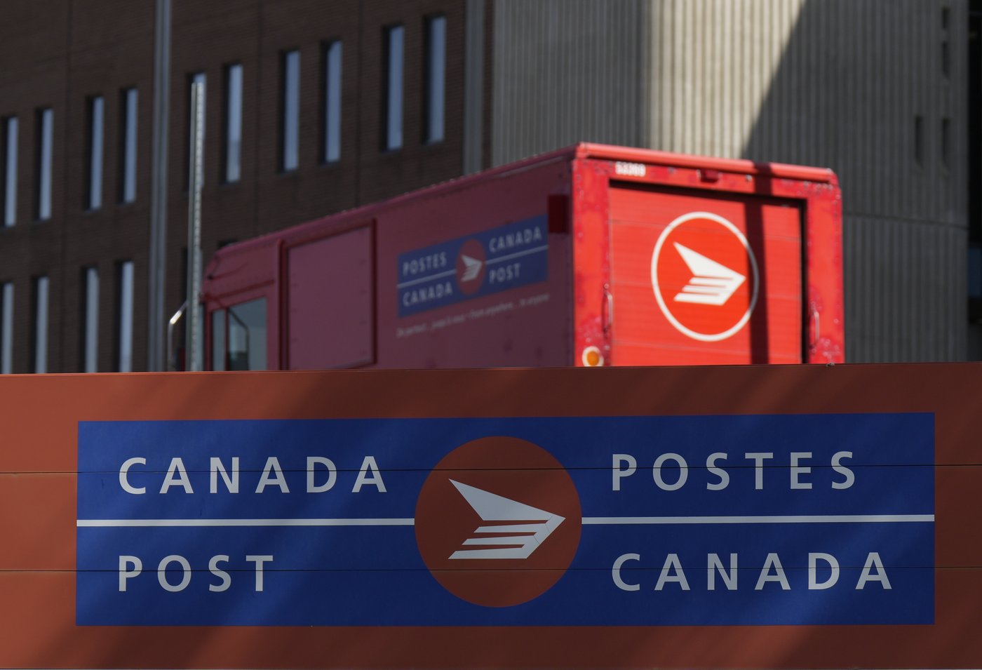 Alerte: Postes Canada dit envoyer de nouvelles offres au syndicat