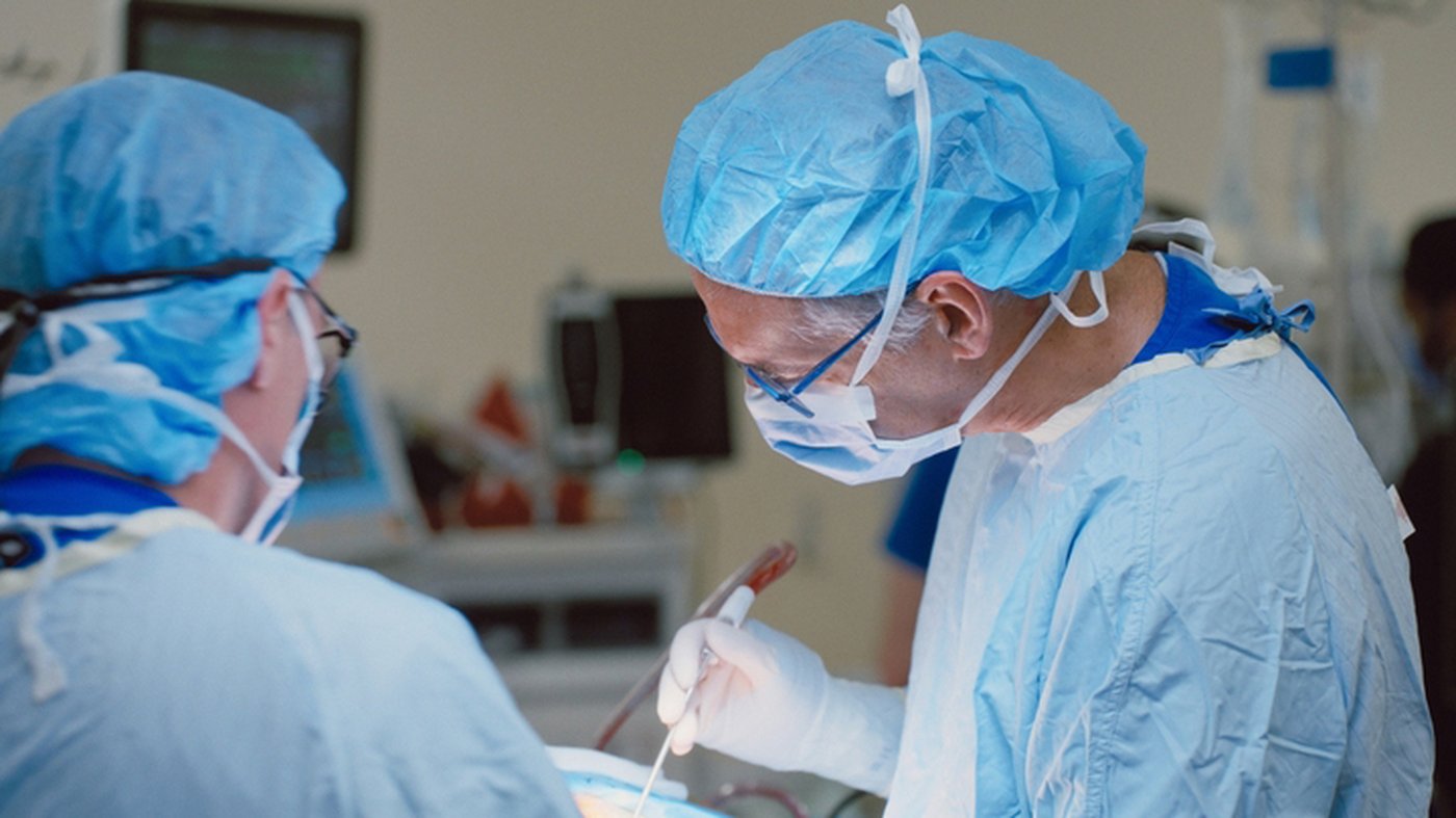 La puce cérébrale Neuralink d'Elon Musk implantée chez deux patients canadiens