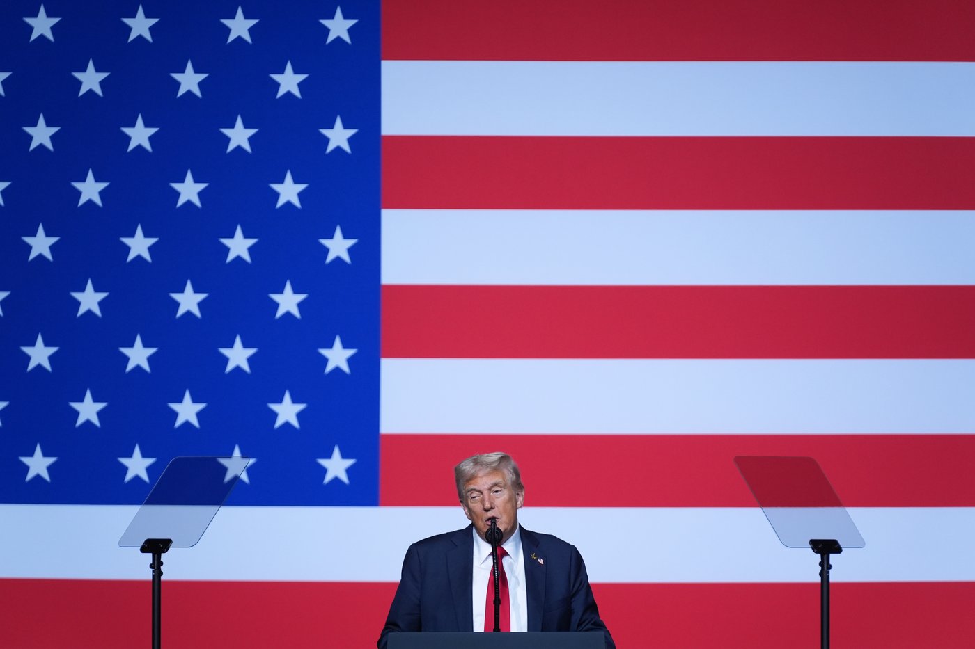 Trump renoue avec la rhétorique du «51e État» devant ses chefs militaires