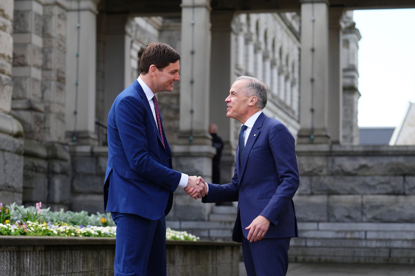 Eby tente d'obtenir de Carney du financement pour les grands projets en C.-B.