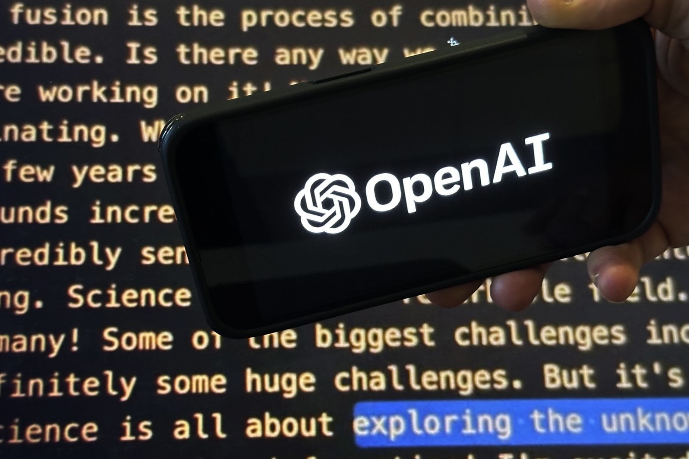 Anne Robillard dépose une demande d'action collective contre OpenAI et Microsoft