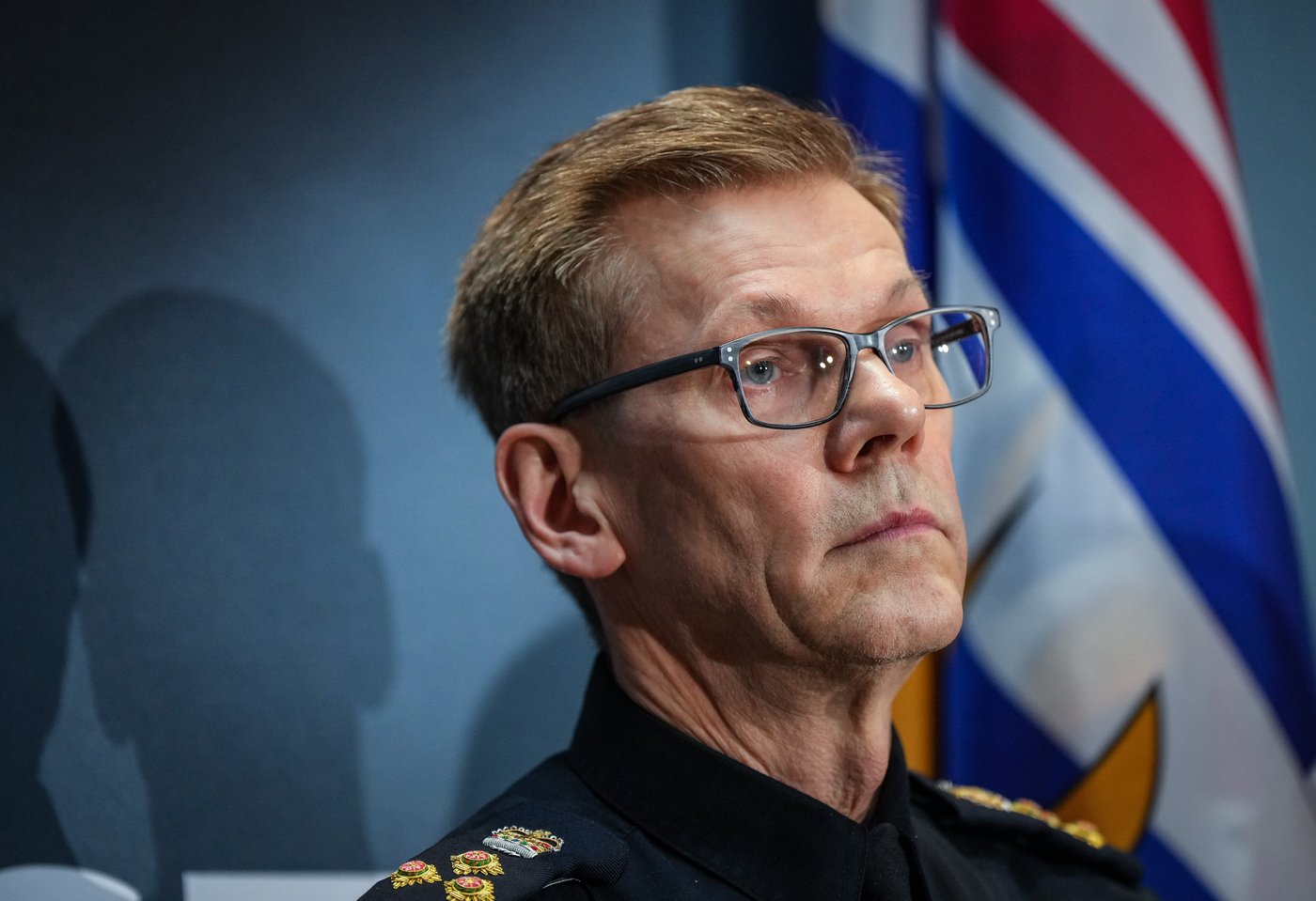 C.-B.: trois hommes arrêtés et inculpés dans une affaire d'extorsion à Surrey