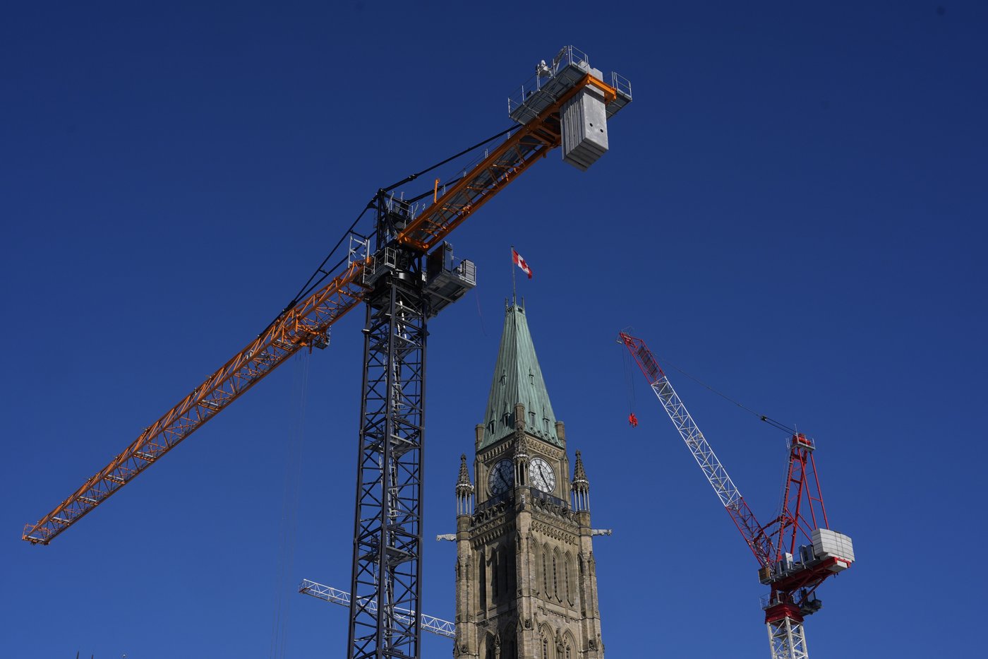 Les baisses d'impôt nuisent à la situation budgétaire d'Ottawa, selon un rapport