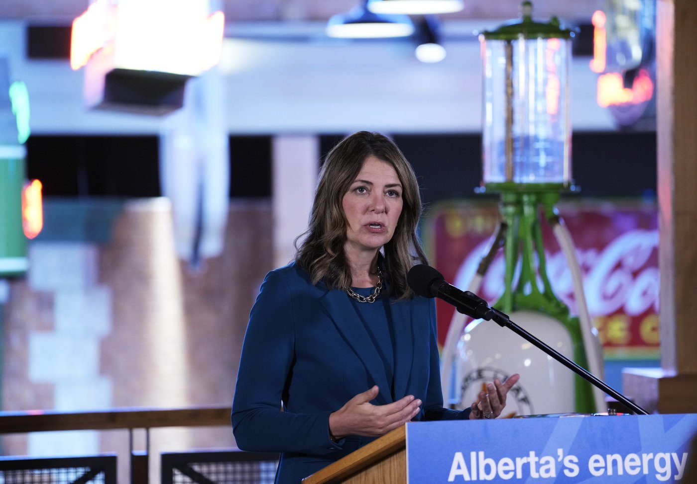 Pas de nouvel oléoduc sans changements importants d'Ottawa, dit le PDG d'Enbridge