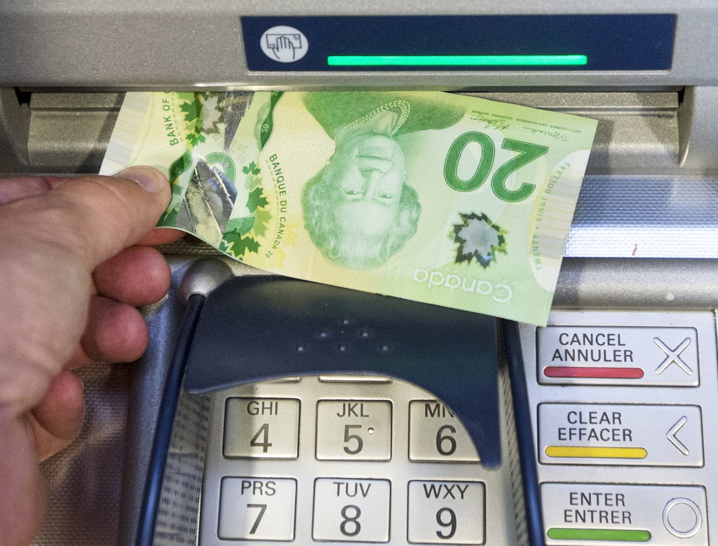 Le fédéral envisage de relever le plafond de l'assurance-dépôts à 150 000 $