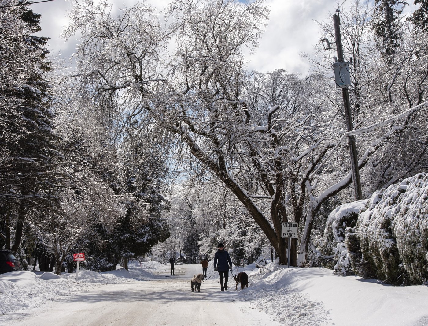 Levée des alertes de pluie verglaçante au Québec: neige attendue à plusieurs endroits