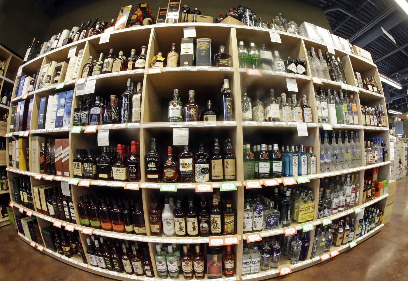 La N.-É. vend son alcool américain et fait don des recettes à des œuvres caritatives