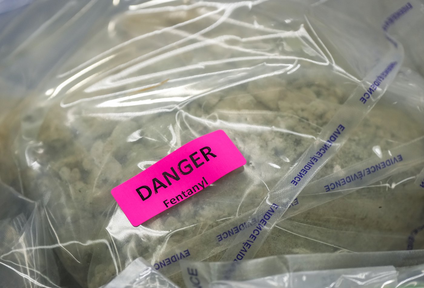 La police arrête un homme qui aurait envoyé du fentanyl de Vancouver aux États-Unis