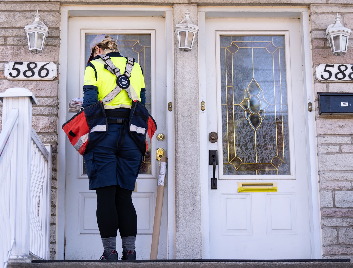 Postes Canada s'engage à offrir la gratuité des frais postaux aux personnes aveugles
