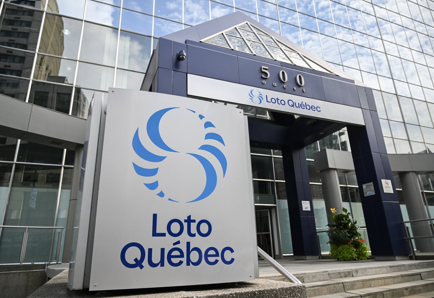 Un visiteur remporte 2,2 millions $ dans une machine à sous au casino du Lac-Leamy