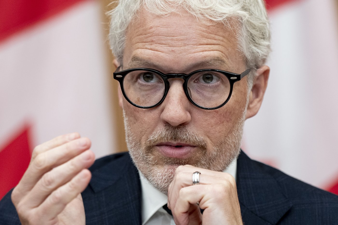 Le commissaire à la protection de la vie privée enquête sur les hypertrucages de X
