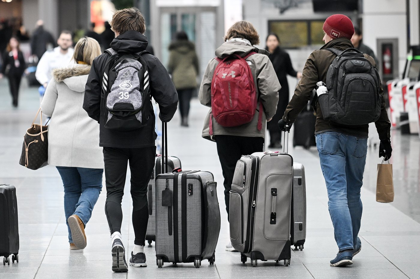 Des Canadiens annulent leur projet de voyage aux États-Unis