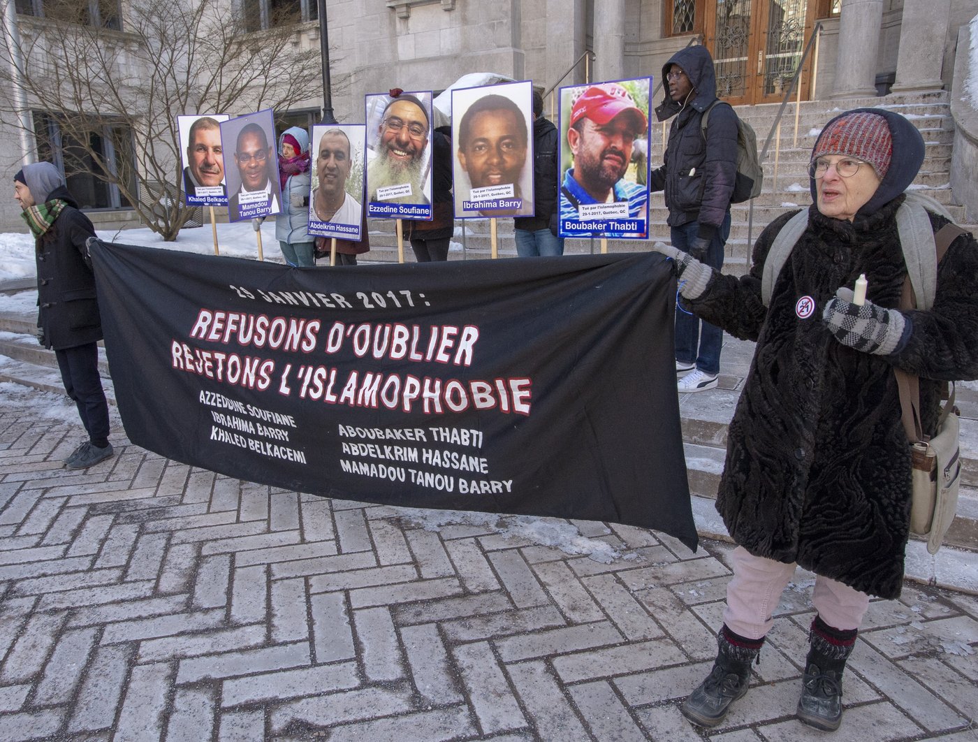 Une veillée à Montréal marque l'anniversaire de l'attaque contre la mosquée de Québec