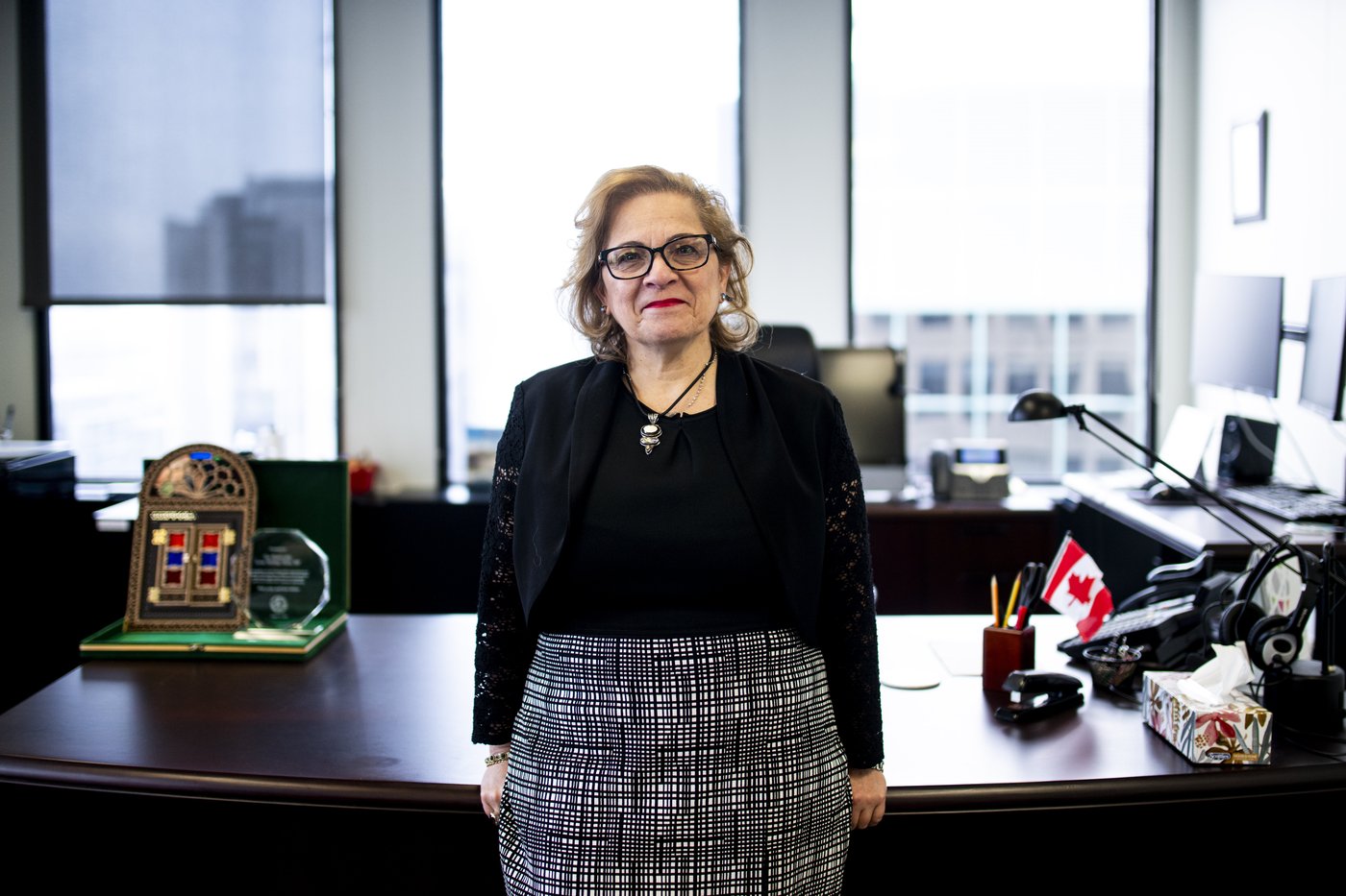 La ministre de l'Immigration souhaite vérifier les départs des résidents temporaires