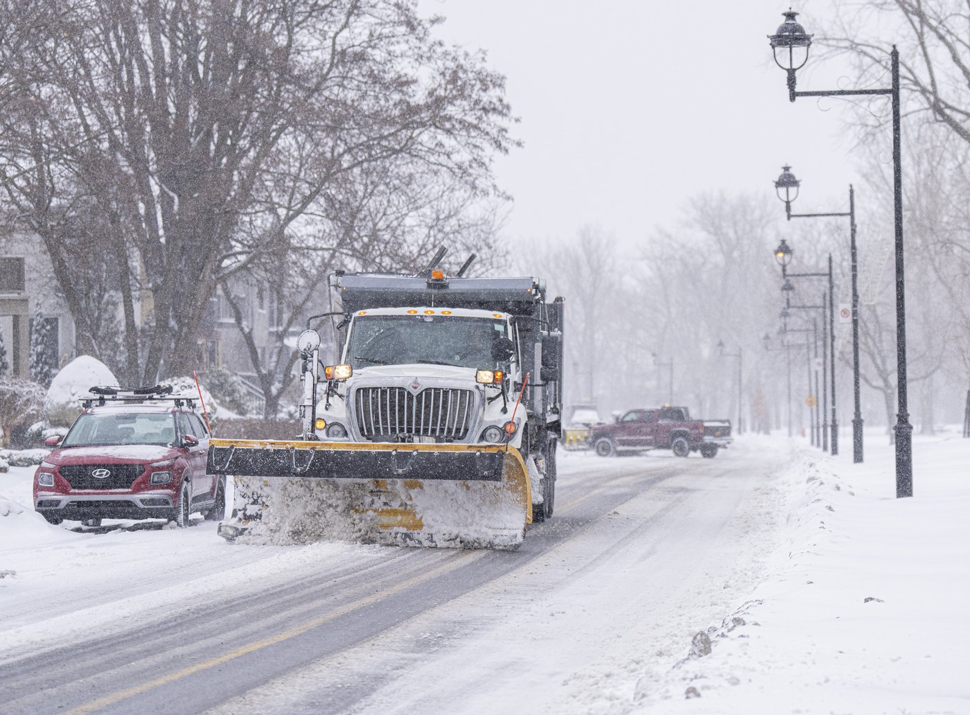 La bordée de neige continue d'avoir plusieurs impacts dans le sud du Québec