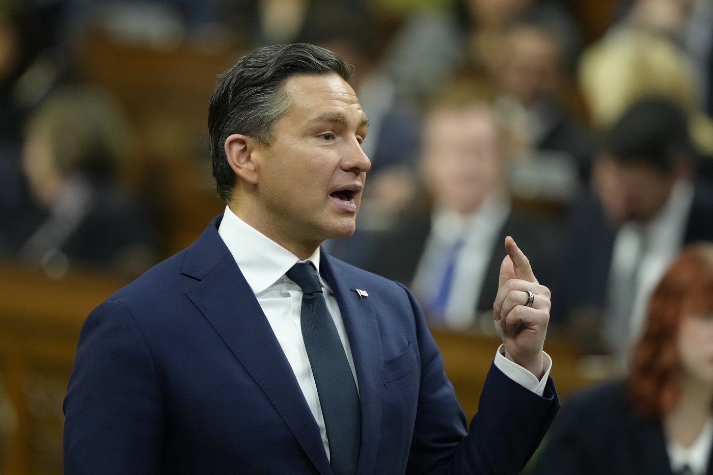 Poilievre se prépare à un examen de son leadership au rassemblement conservateur