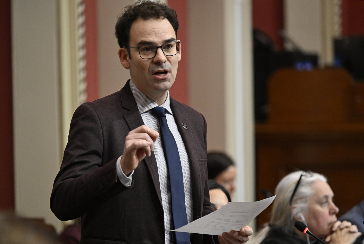 Etienne Grandmont se lance dans la course au porte-parolat de Québec solidaire