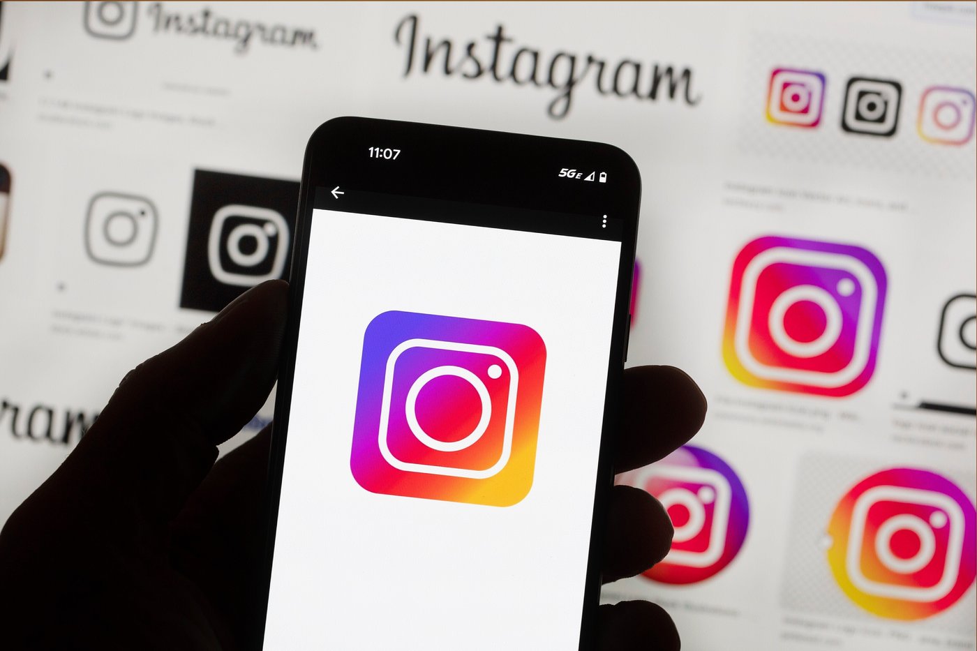 Suicide: Instagram informera les parents si leurs enfants font «plusieurs» recherches