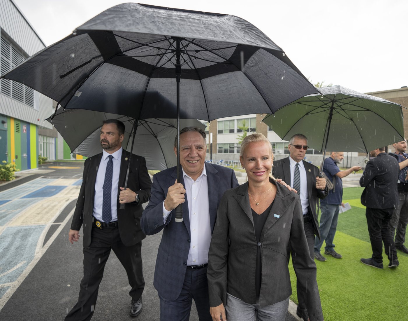 Une députée caquiste mène une charge à fond de train contre la FAE