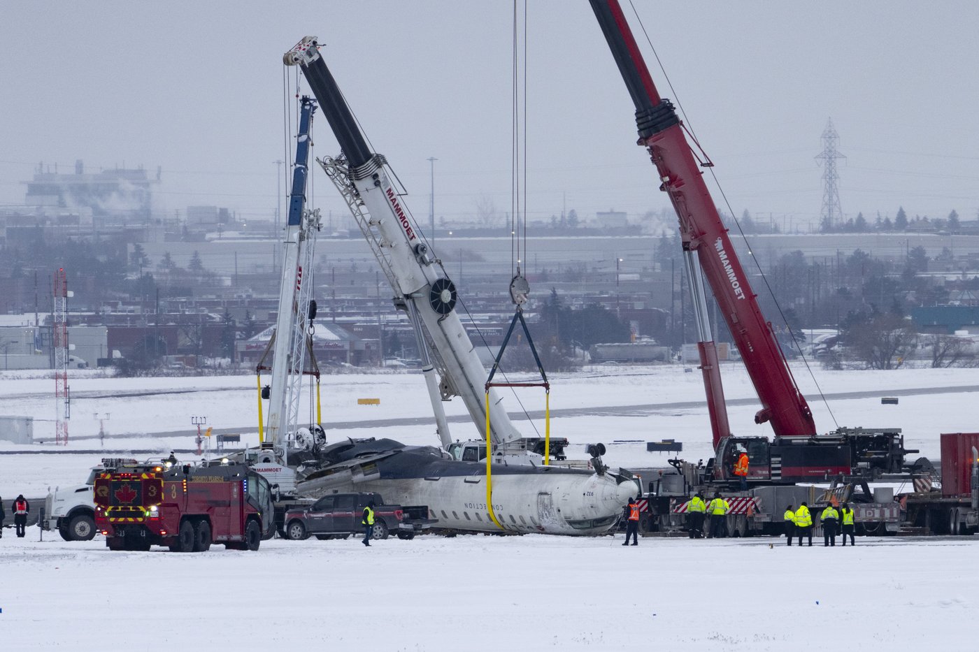 Le rapport final sur l’écrasement d'avion à Pearson n'est pas encore prêt