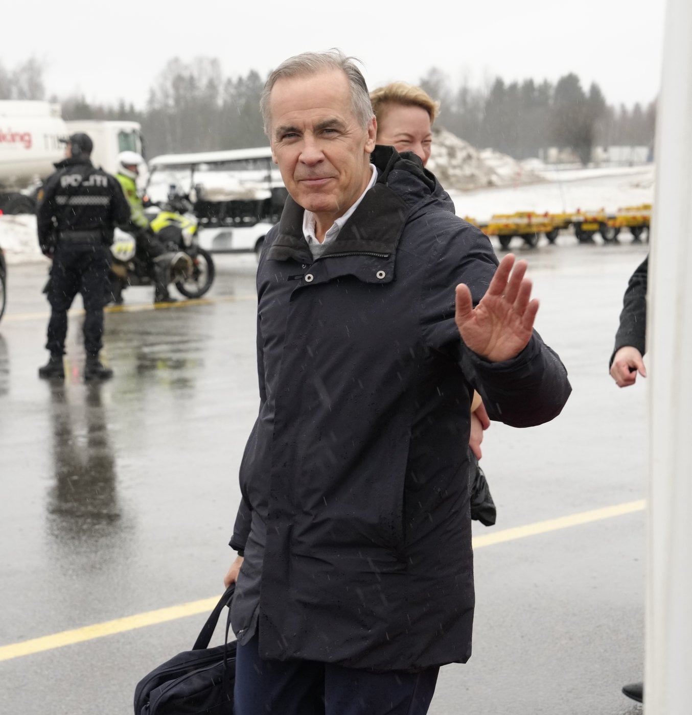 Alerte: Mark Carney annonce le maintien des sanctions contre la Russie