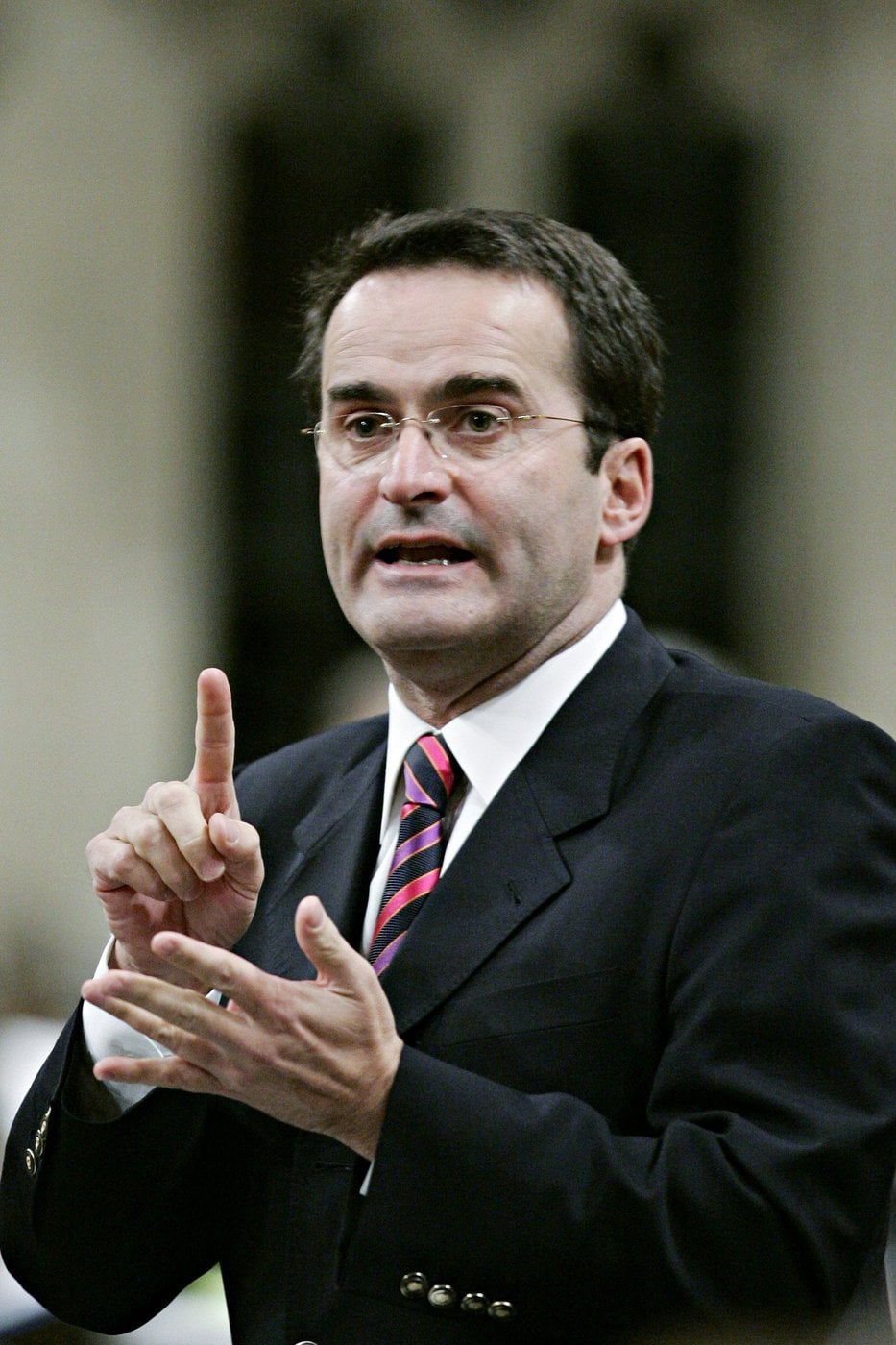 Quatre Québécois, dont Jean Lapierre et Françoise Sullivan, seront honorés à Québec