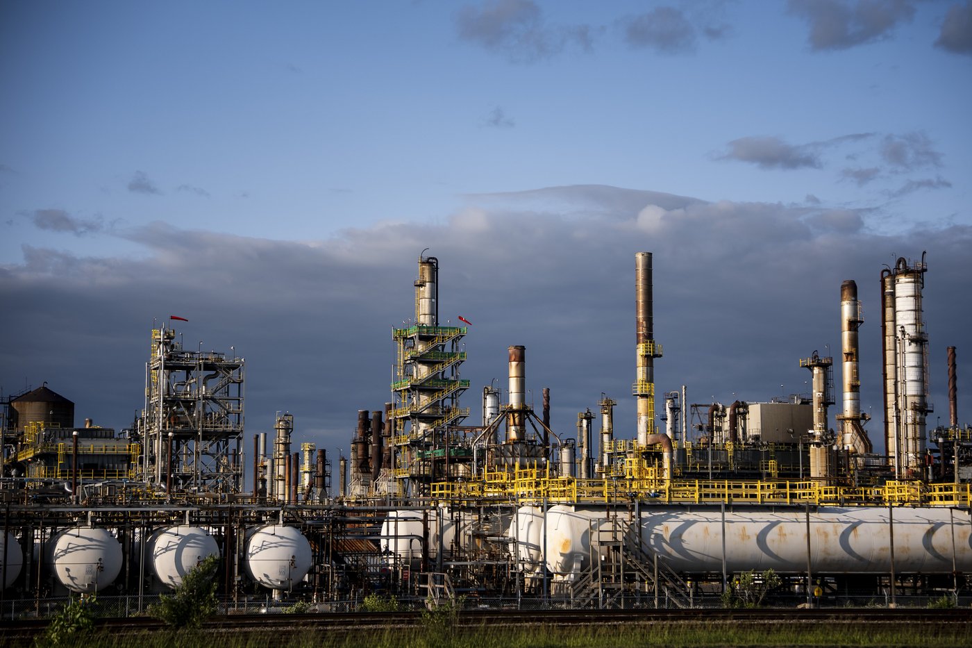Pétrole et gaz canadien: les émissions continuent d'augmenter