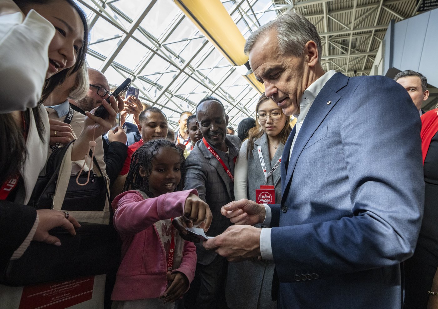 Mark Carney s'engage à ce que le prochain gouverneur général soit bilingue