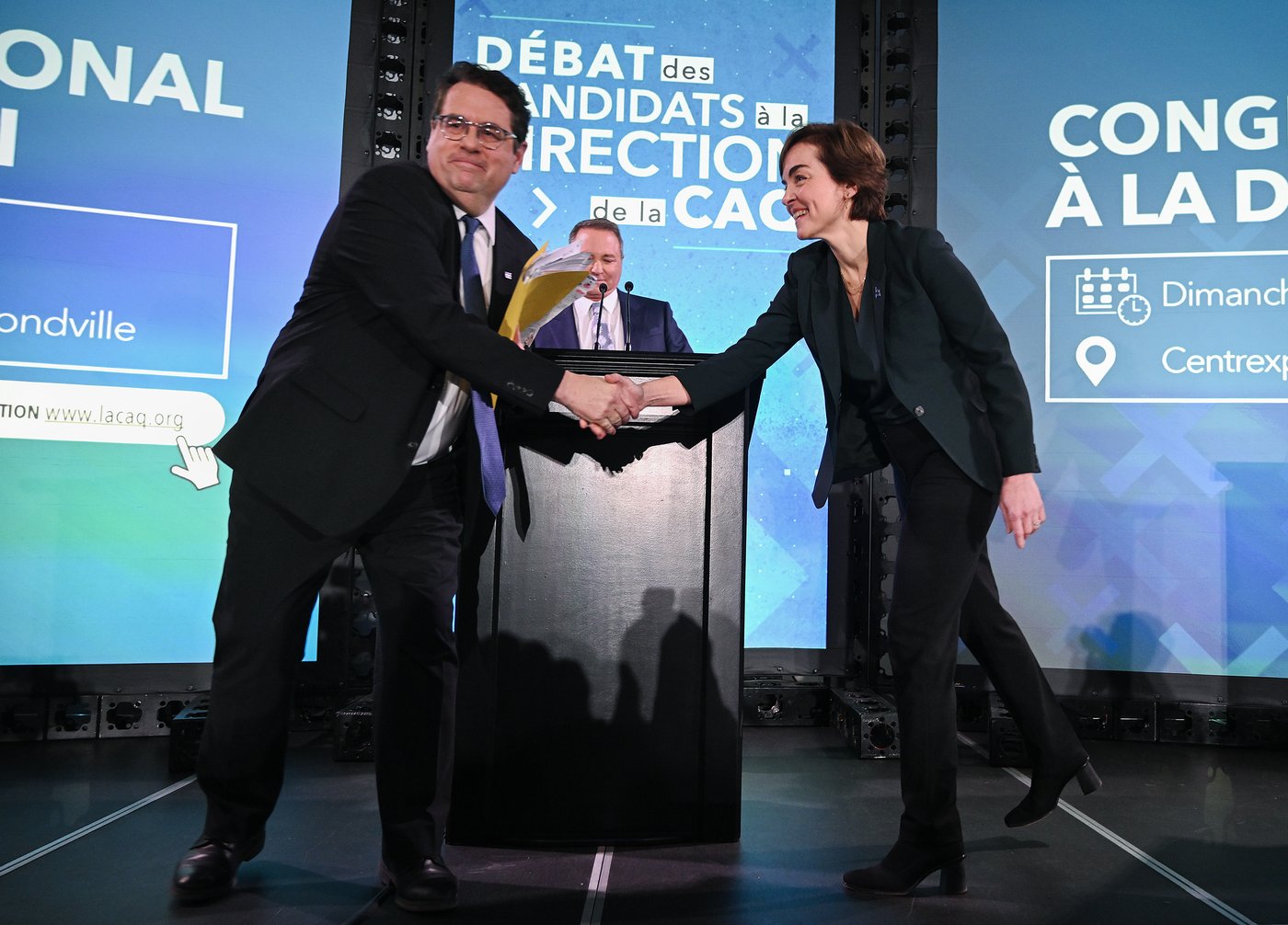 Les membres de la CAQ choisiront le successeur de François Legault dimanche
