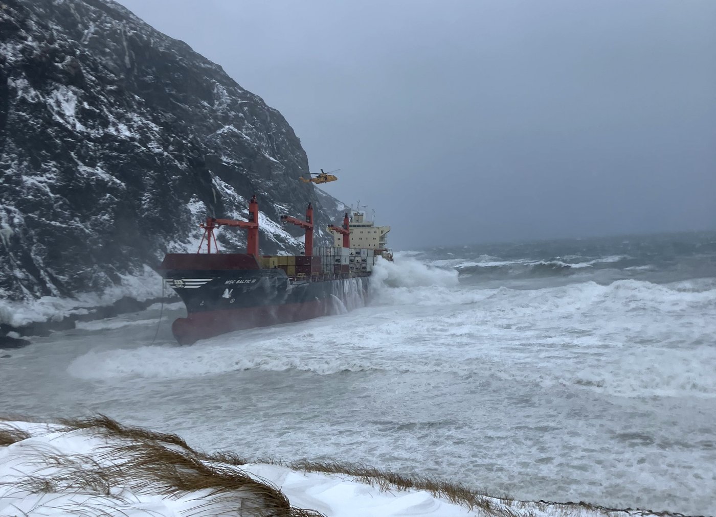 Un porte-conteneurs s'est échoué sur la côte ouest de l'île de Terre-Neuve
