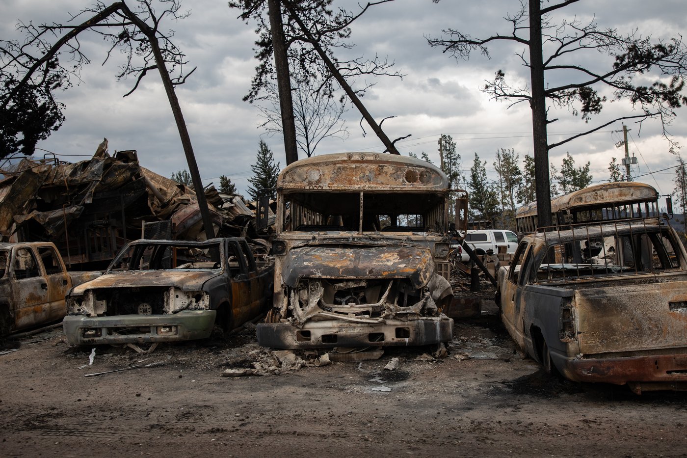 Smith critique un rapport sur les efforts de lutte contre l'incendie à Jasper