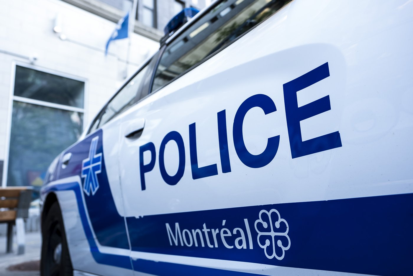 Trois véhicules ont été incendiés à Montréal lundi soir, le SPVM enquête