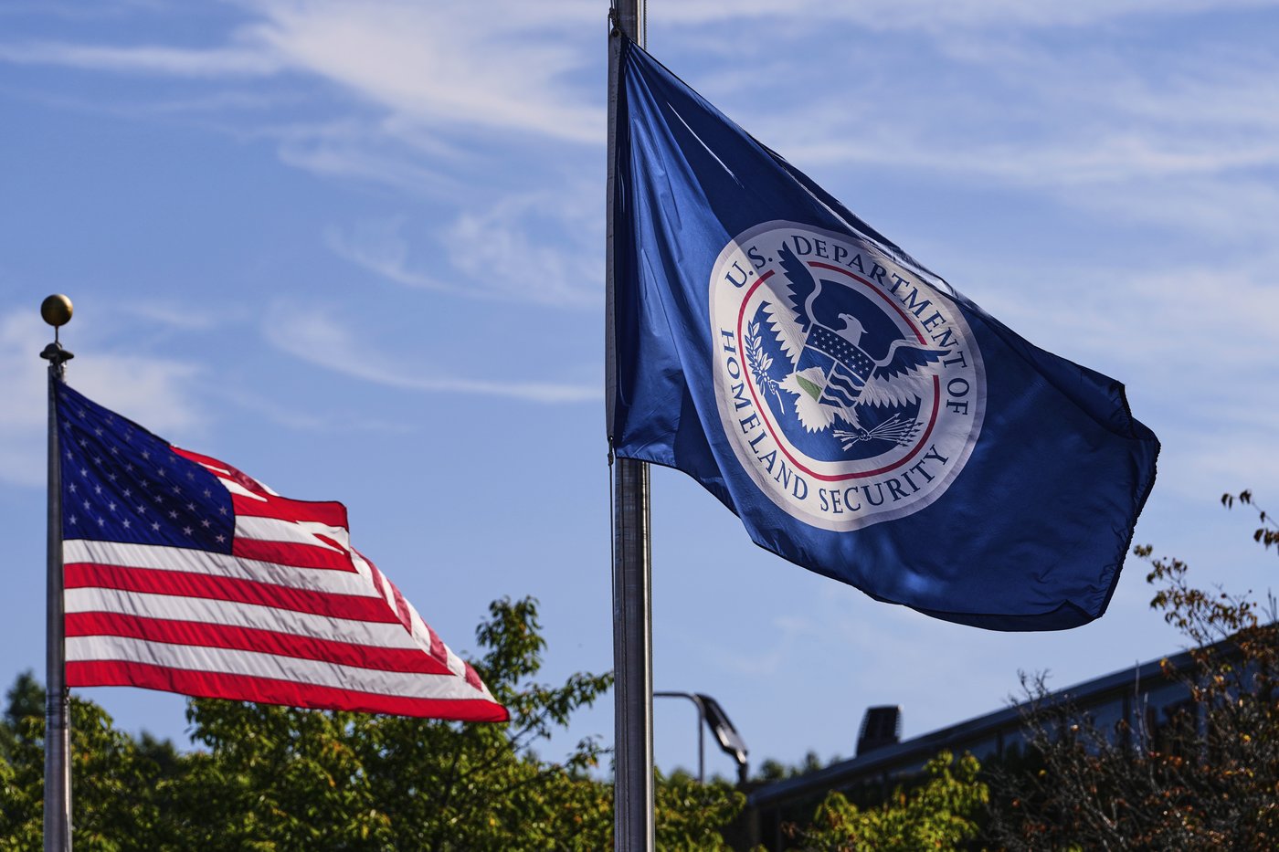 Une Canadienne placée en détention aux États-Unis après avoir frappé une adolescente