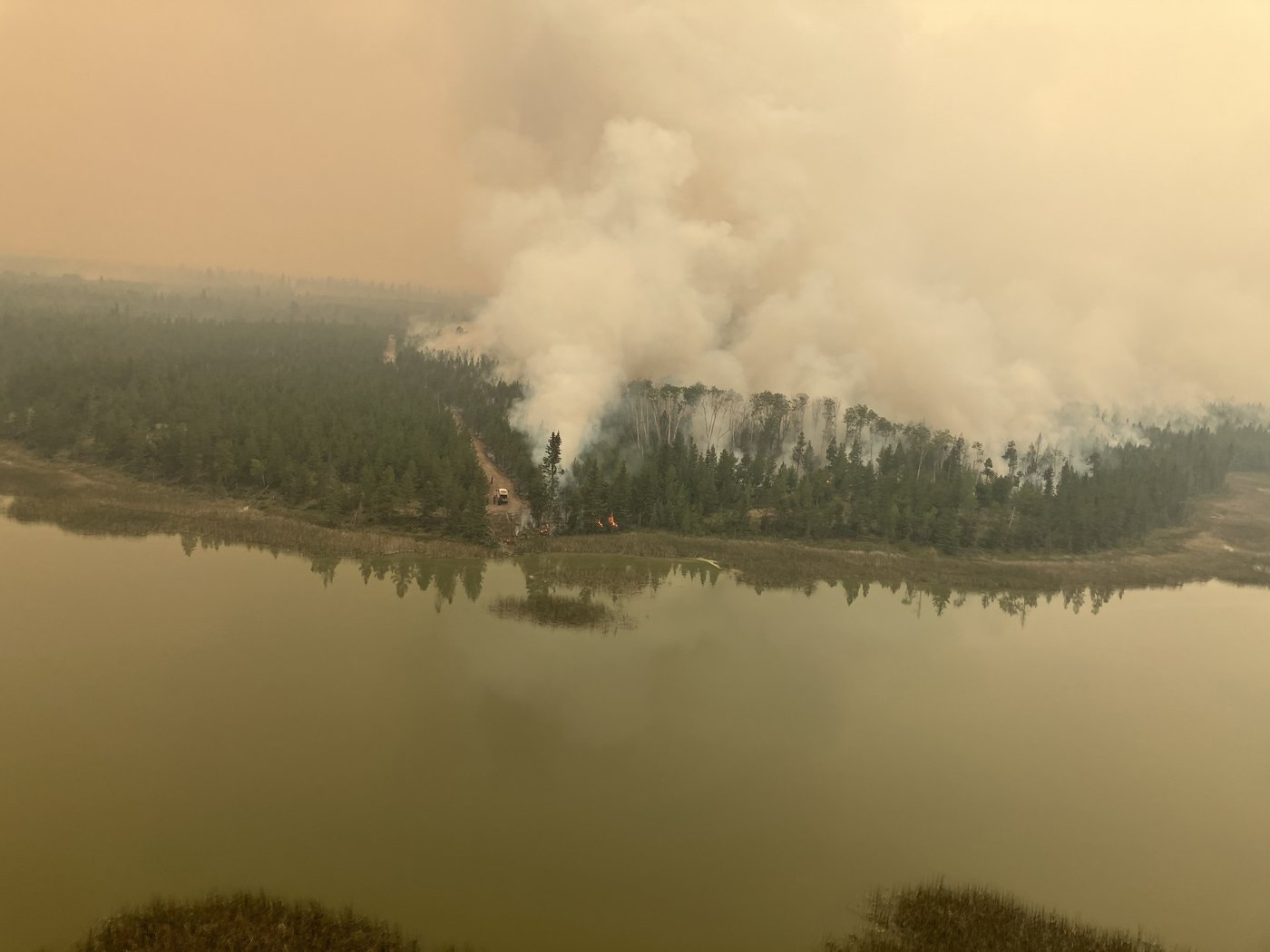 Le village de Clinton, en C.-B., doit être évacué à l'approche d'un incendie violent