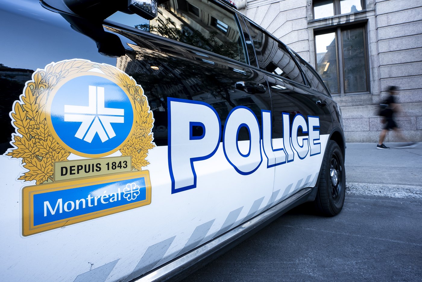 La police de Montréal arrête un suspect après l'incendie d'un drapeau israélien