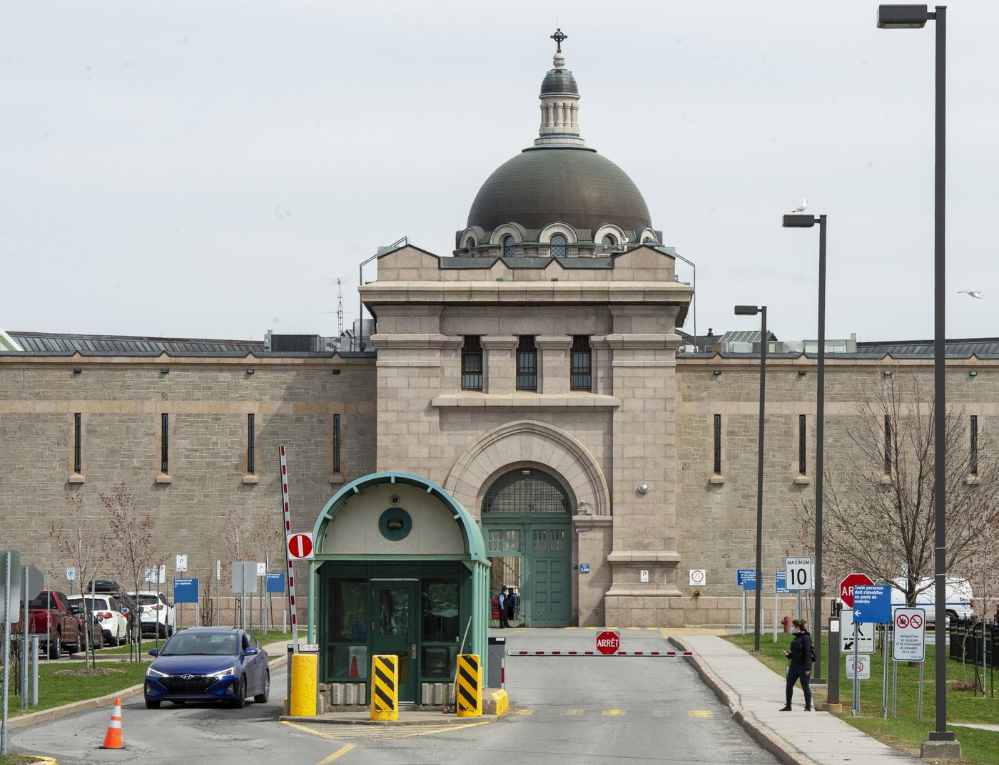 Vote favorable des agents de la paix en services correctionnels du Québec