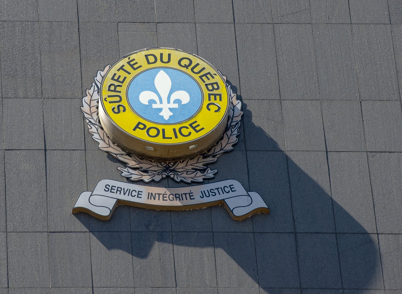 Un cycliste percuté par une voiture alors qu'il était inconscient sur le sol