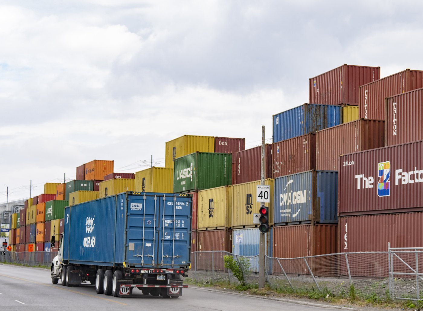 De nouvelles mesures visant les camionneurs ontariens mal formés entrent en vigueur