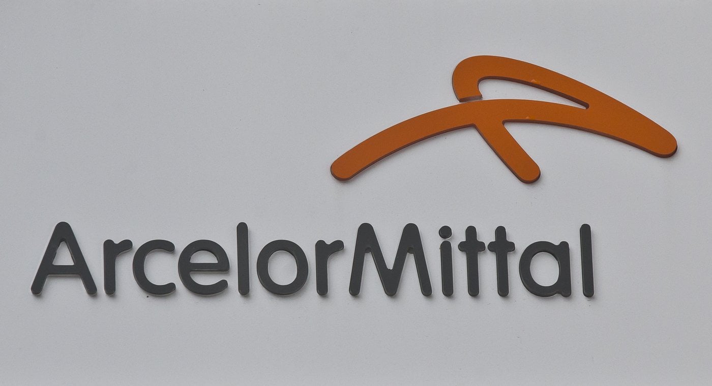 Les 300 travailleurs d'ArcelorMittal à Contrecoeur déclenchent une grève illimitée
