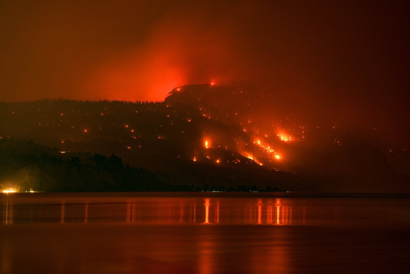 Des images montrent les ravages causés par les feux de forêt en Colombie-Britannique