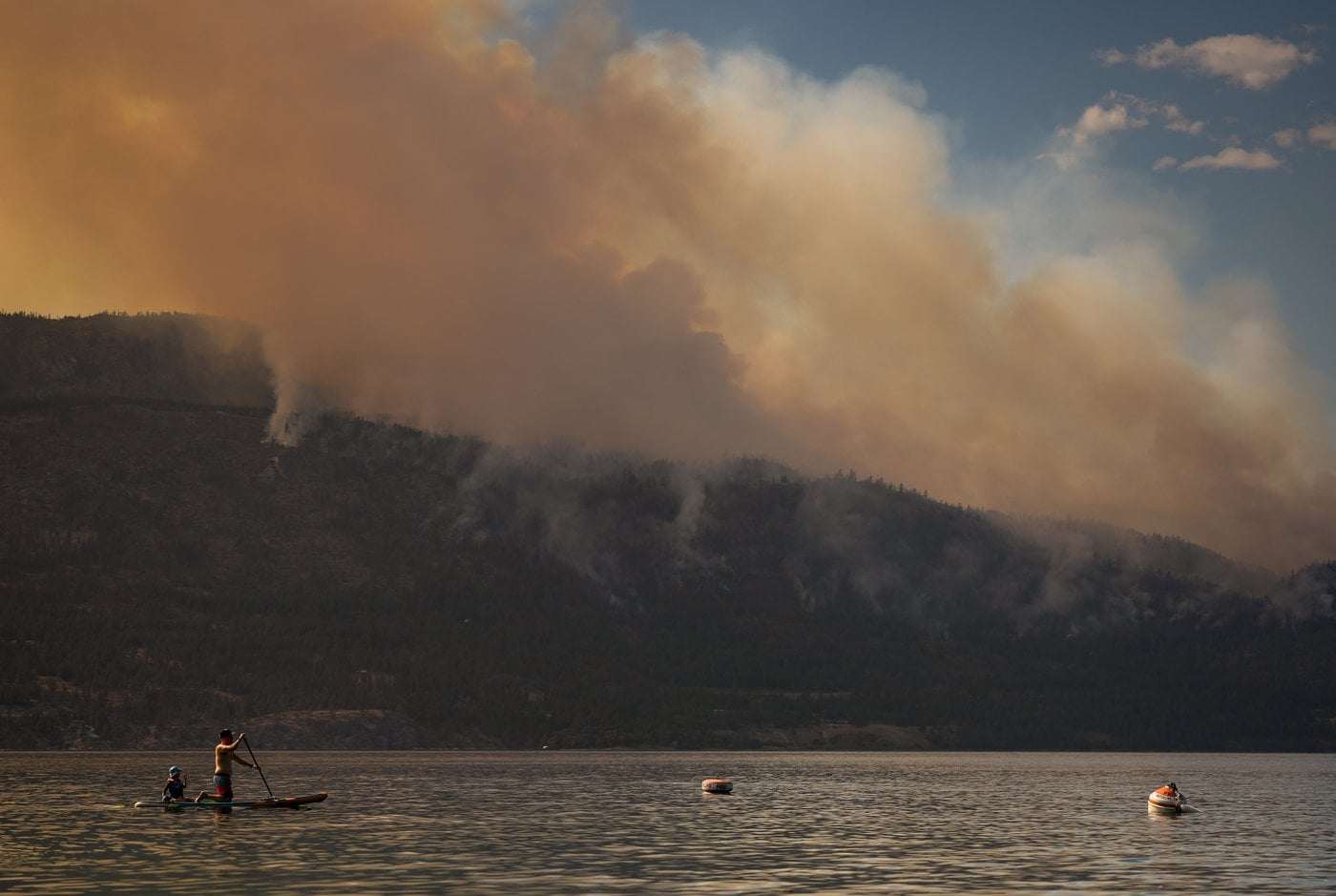 La lutte contre les feux de forêt continue en Colombie-Britannique