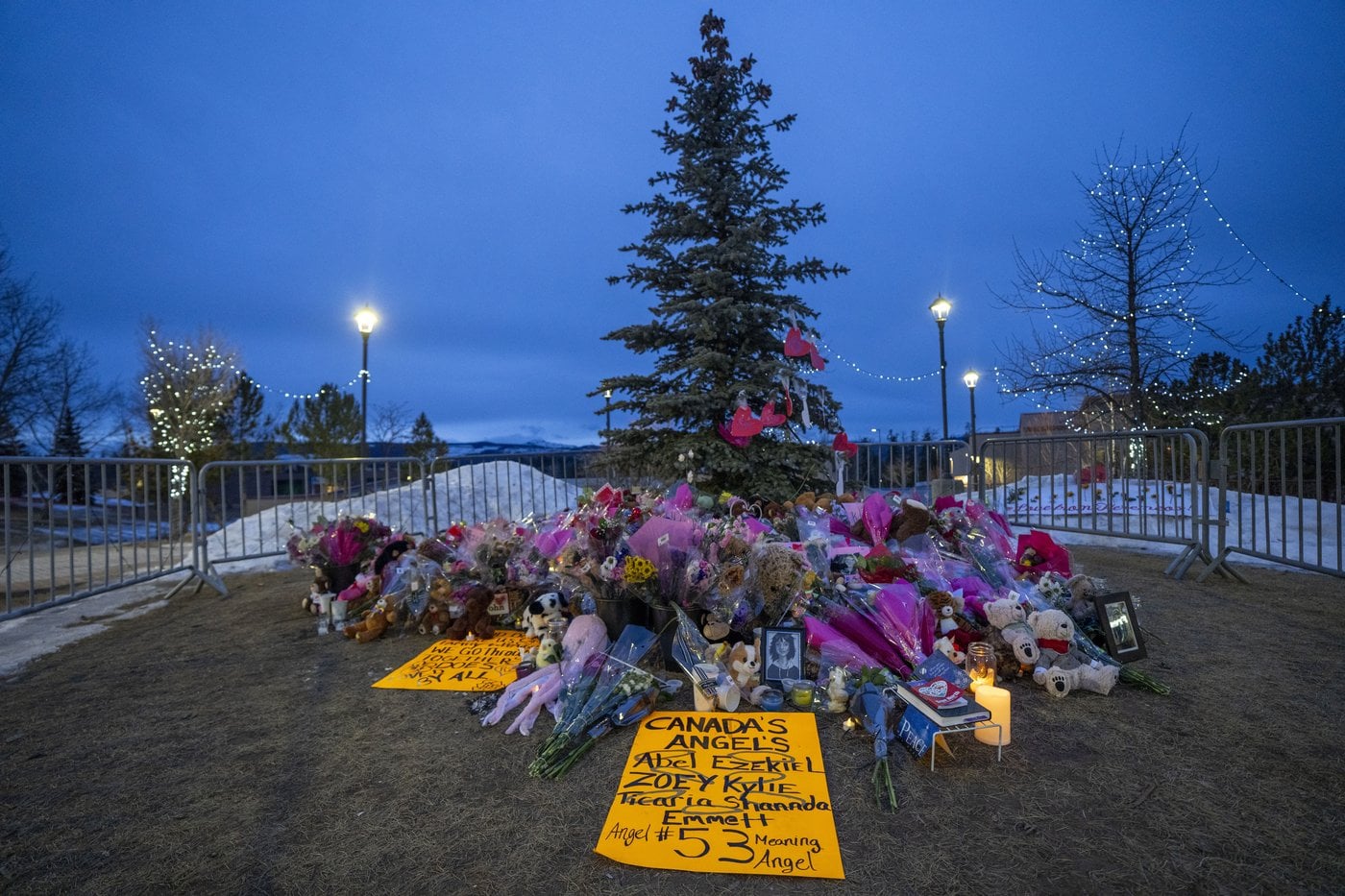 Des élus conservateurs demandent une enquête publique sur la tuerie de Tumbler Ridge