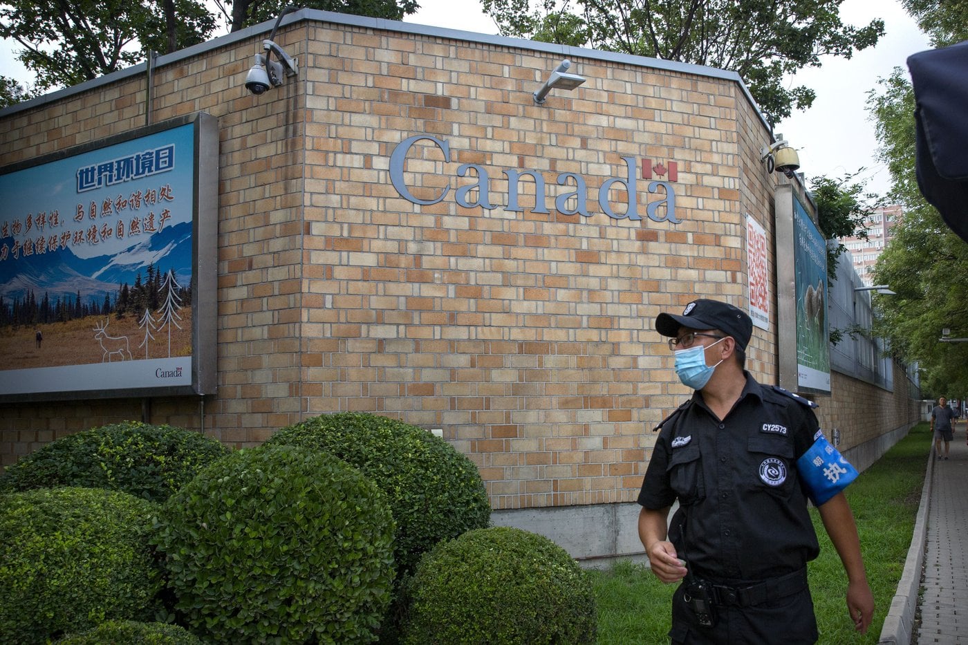 Les voyageurs canadiens comprennent souvent mal le rôle des ambassades
