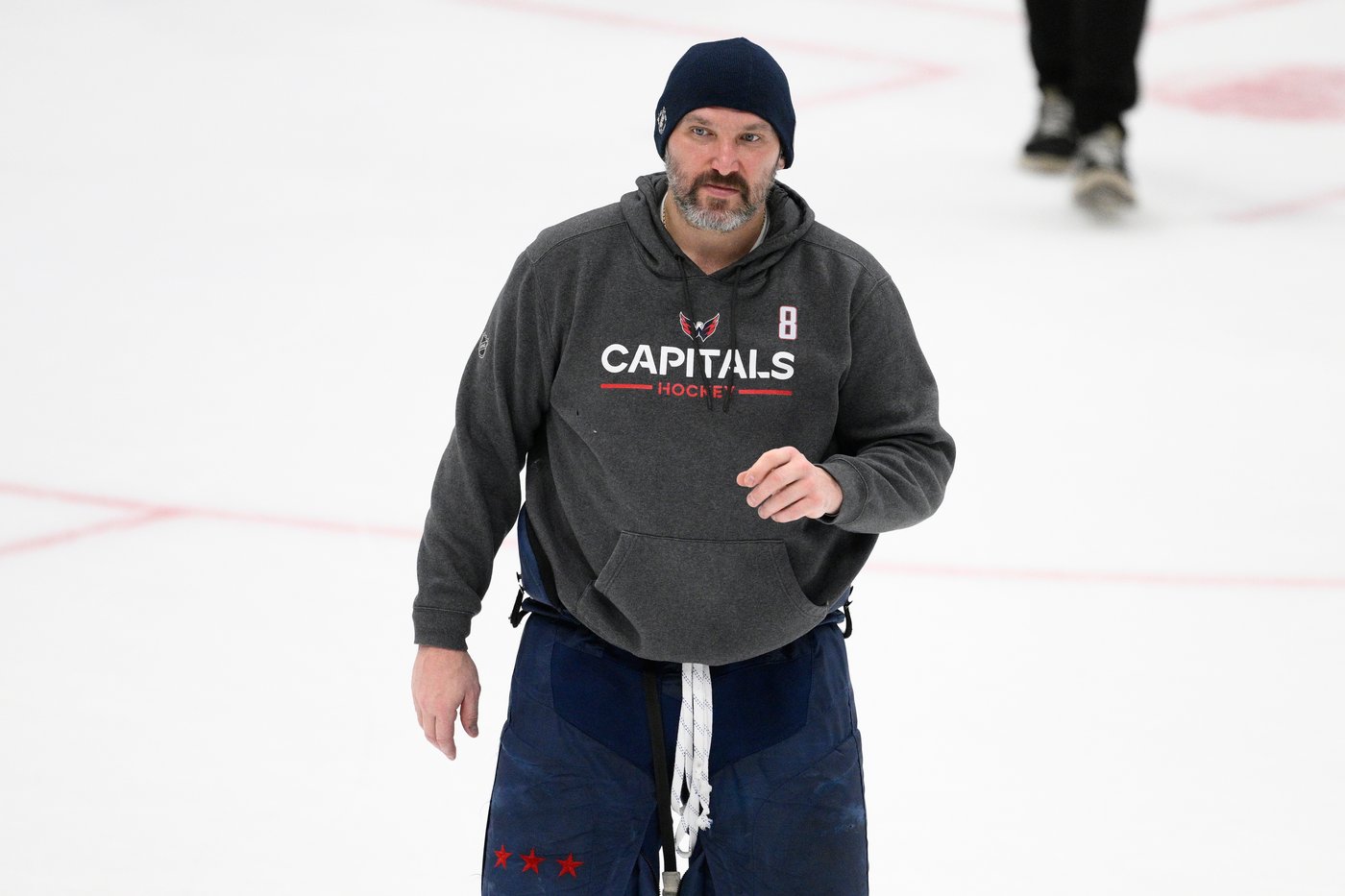 Des militants ukrainiens exigent qu'Ottawa sanctionne le hockeyeur Alex Ovechkin