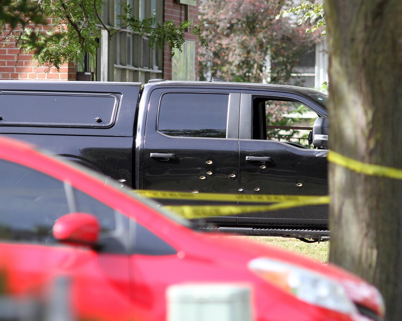 Le suspect de la fusillade près d'une synagogue de Belleville, en Ontario, est mort