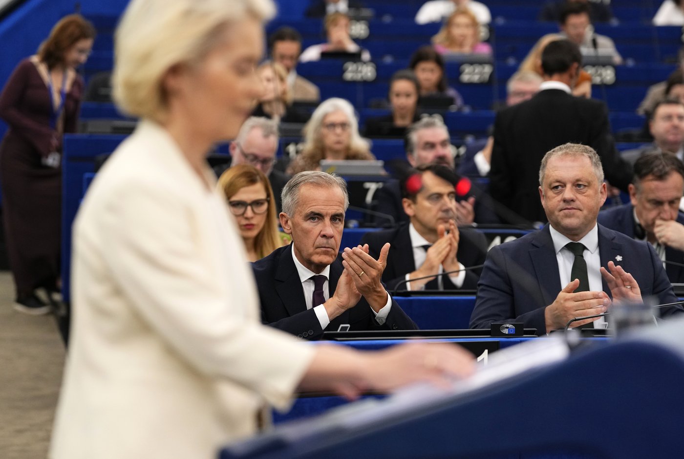 Alerte: l'Union européenne veut que le Canada devienne son premier «membre associé»