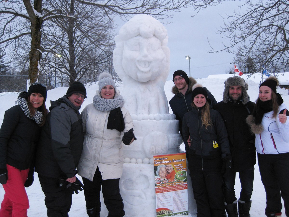 Le concours de sculpture sur neige pour  les entreprises est de retour. 